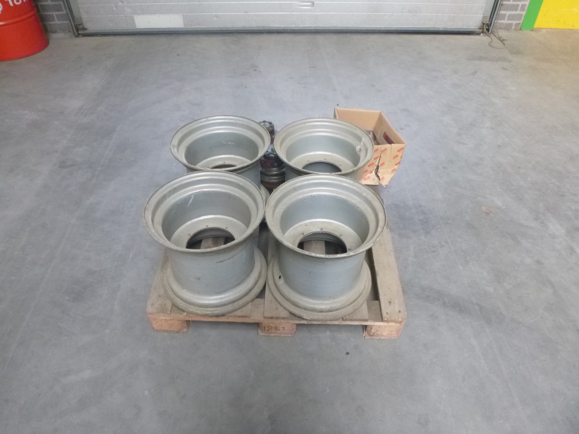 Set rijmotoren Incl Velgen en Hydrauliekpomp
