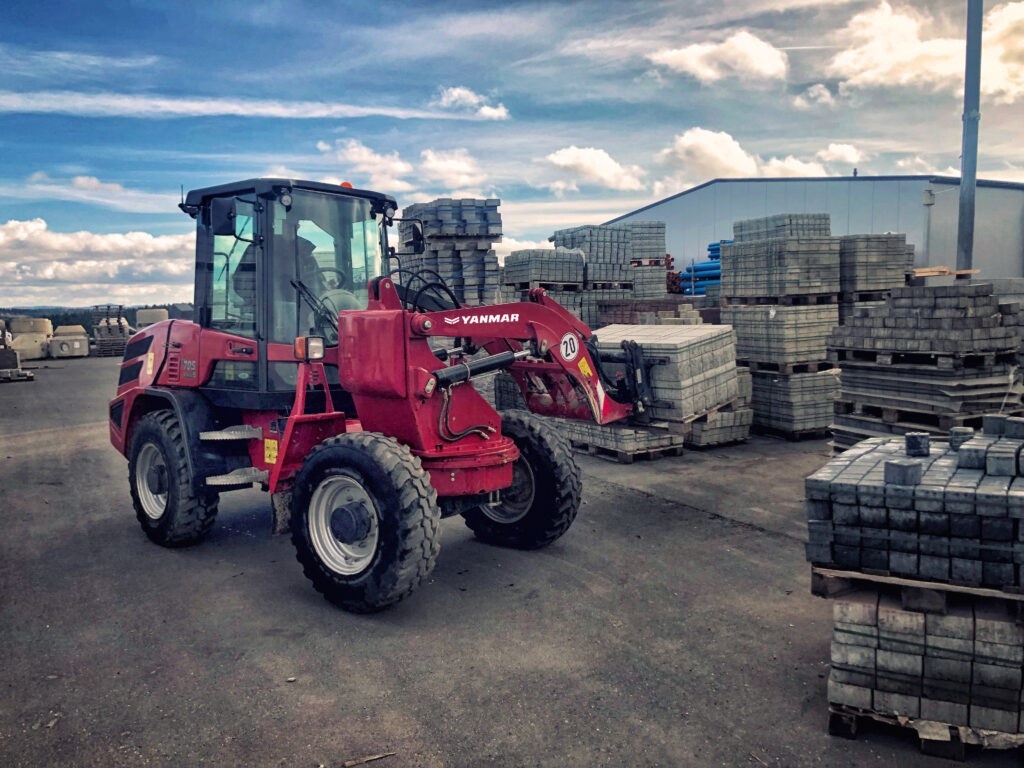 Yanmar V70S